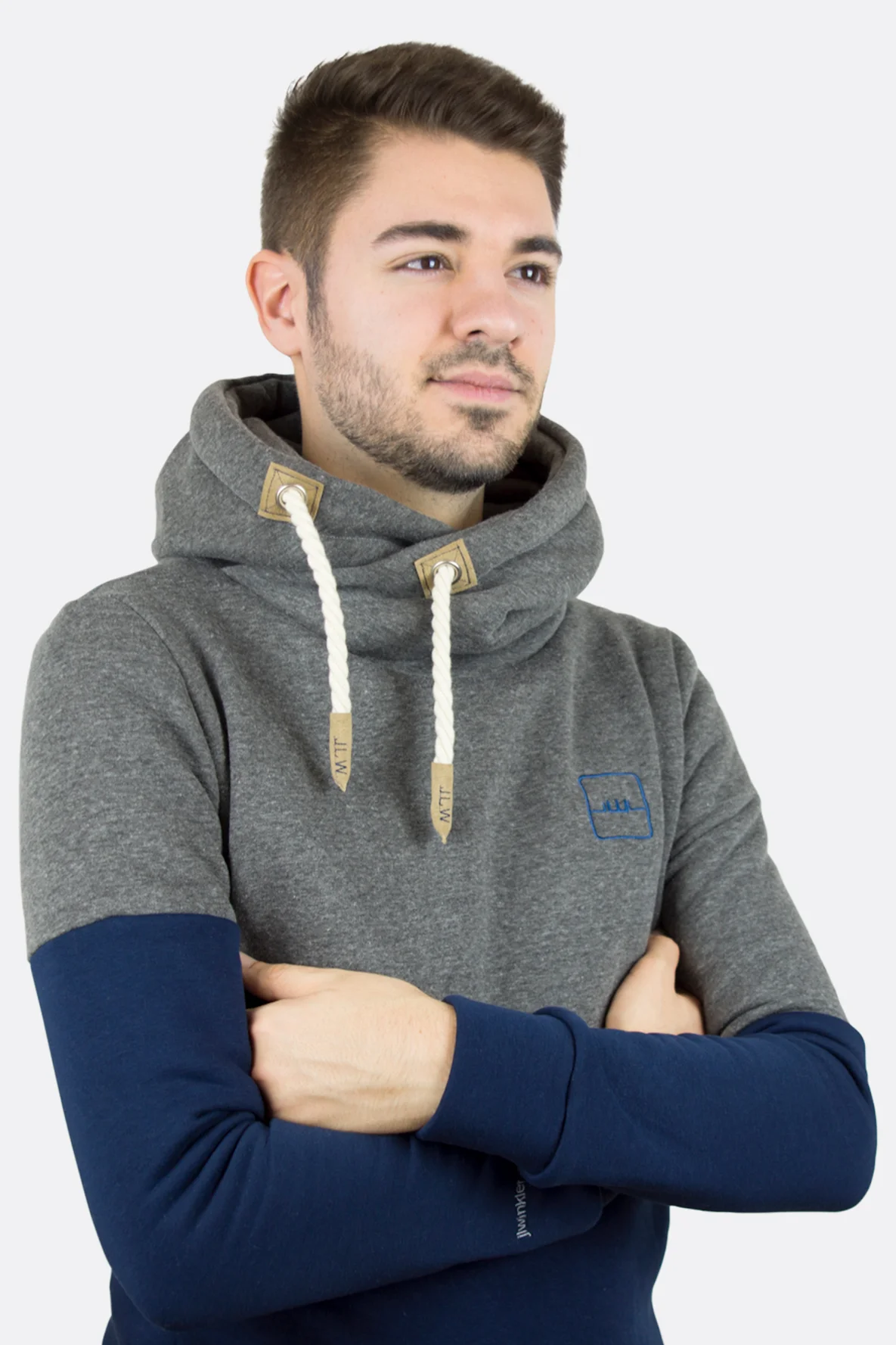 schnittmuster_maenner_kapuzenpullover_kordel Thumbnail