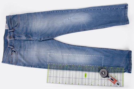 Anleitung Jeans Upcycling Patchwork Rollschneider